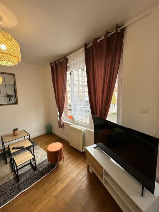 Amiens : Appartement Centre Ville Εξωτερικό φωτογραφία