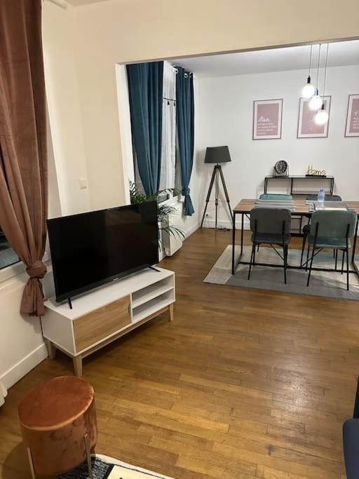 Amiens : Appartement Centre Ville Εξωτερικό φωτογραφία